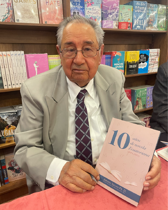 Celebrando la Literatura Ecuatoriana: Presentación de “10 Años de Novela Ecuatoriana” de Antonio Sacoto Salamea, Ph.D.