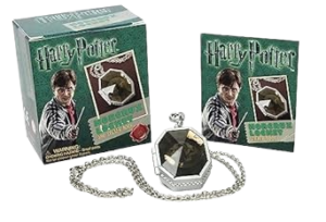 HARRY POTTER HORCRUX LOCKET AND STICKER BOOK
